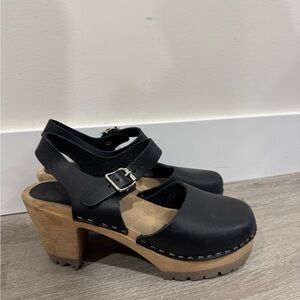 MIA Sofia Wooden Black Leather Women's Clogs Size 38